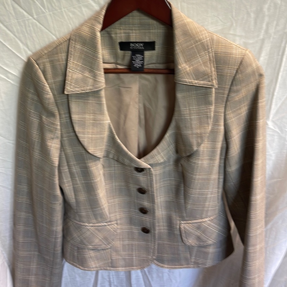 Cropped blazer